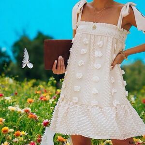 VICI Pom Babydoll Dress Sz M Cream Tie Shoulders Frill Hem